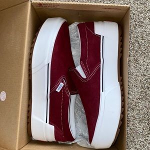 Unisex Vans Classic Slip Ons - M9/W10.5